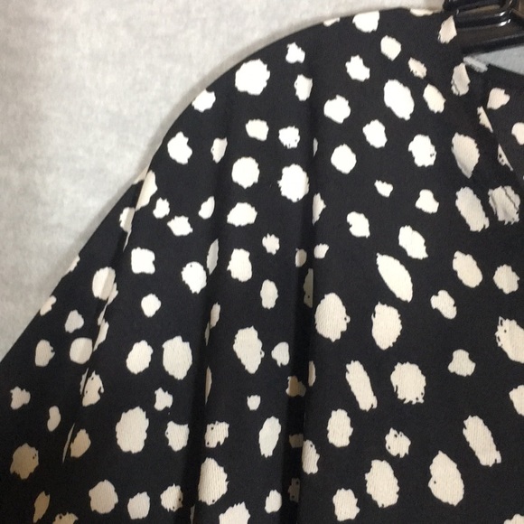 UMGEE Cross-Over Front w/Snap Dolmen Sleeve w/Feminine Ruffle HiLo Hem Oversized - Picture 8 of 16